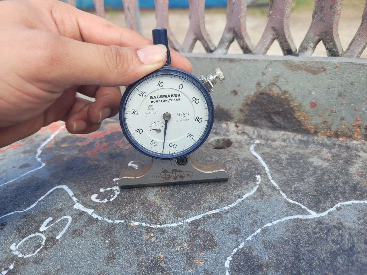 Medición dimensional de tubulares durante una inspección NDT en campo